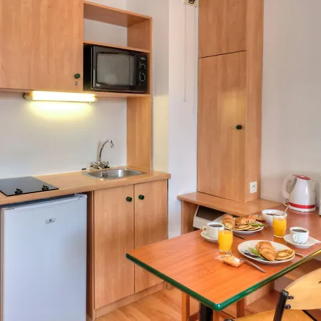 Centre Aparthotel